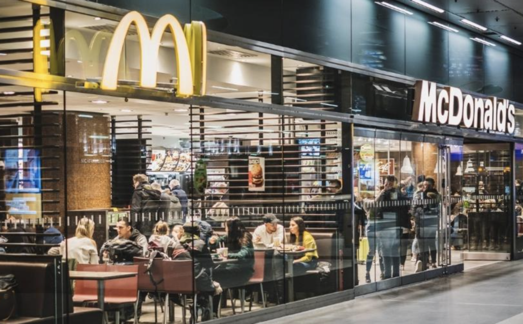 McDonald's abre universidade corporativa para treinar jovens desempregados 1
