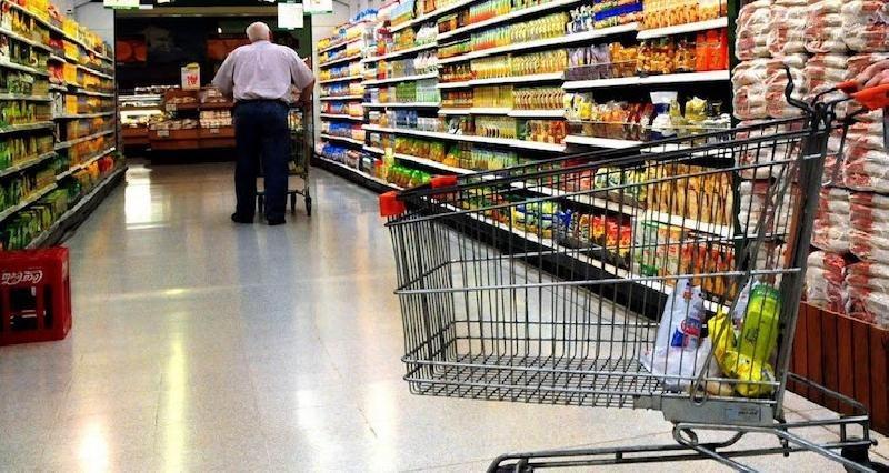 "Hoy ya no está la plata en el bolsillo por eso no se puede adelantar el consumo para ahorrar" 1